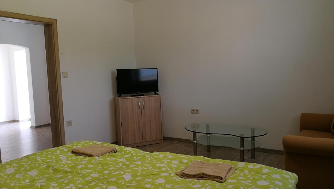 Apartmánové ubytovanie VKF Volkovce Esterno foto